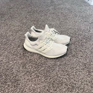 Adidas Ultra Boost 4.0 DNA White- 9.5 Men’s
